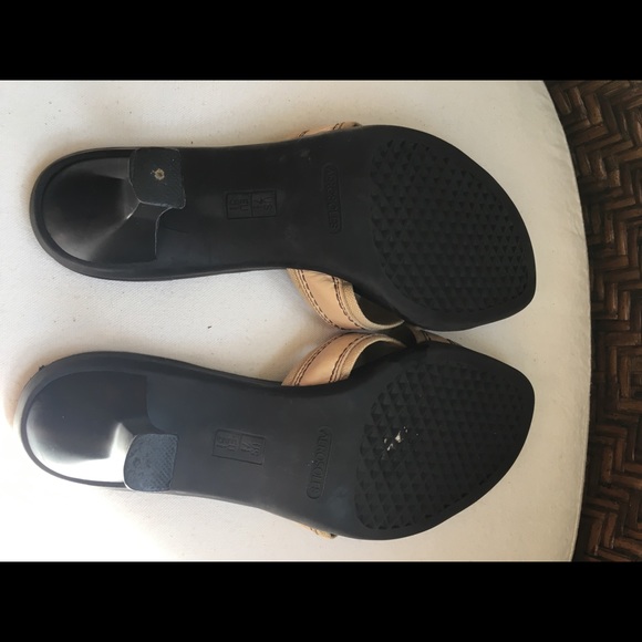 Aerosole Tan Kitten Heel - Picture 5 of 5